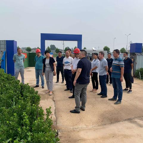 区委书记冯利霞赴高端装备专业园区调研
