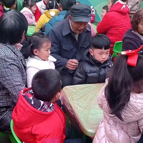 旧城天天乐幼儿园亲子活动——小小饺子🥟香，暖暖冬日情，