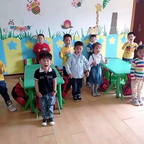 旧城天天乐幼儿园小二班紫荆家庭教育主题课程5月成果展示