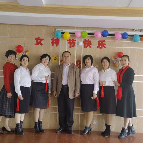 胶州市南社区同心艺术团启航曲艺队，庆《三八女神节》联欢活动圆满成功