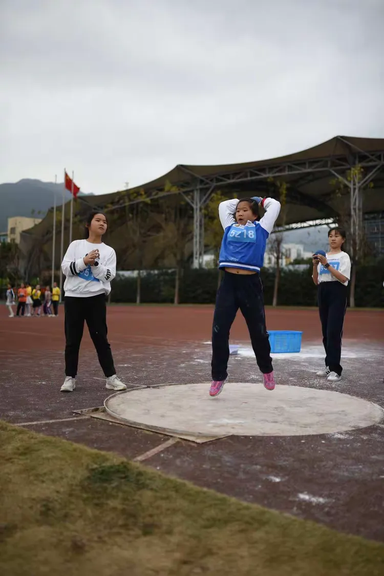 运动会侧记