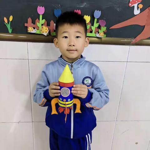 日照市宁波路学校一年级一班科技节作品（3）