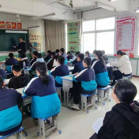 课堂磨炼展风采                 观磨交流促成长---南落凌小学与南故城小学教研交流会