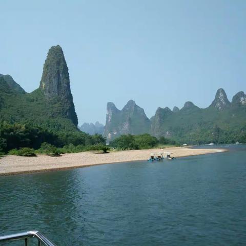 漓江山水甲天下，此话不虚