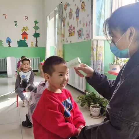 【不负春光  温暖前行】--和静县额勒再特乌鲁乡幼儿园“开学第一天”