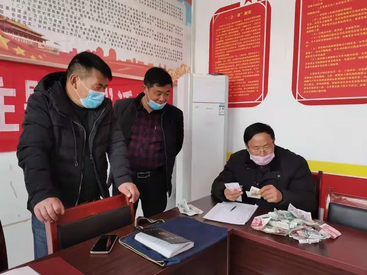 潘集村党员干部踊跃捐款助力新冠肺炎疫情防控