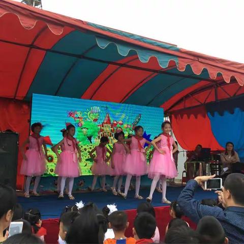 湘乡市翻江镇双溪学校六一文艺汇演