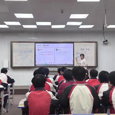 《新课标下运用数字化手段优化初中语文古诗词教学的策略研究》课题推广课研讨活动