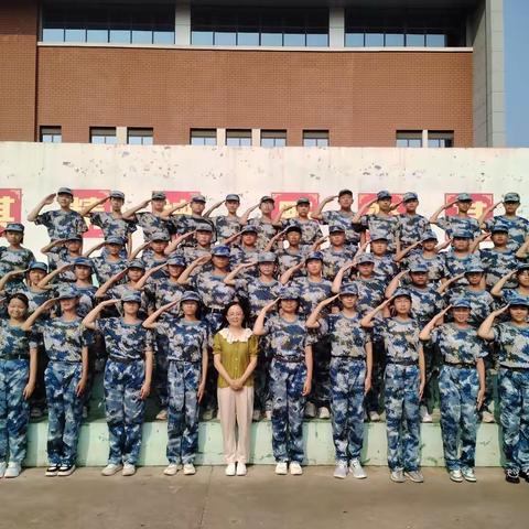 英姿飒爽—青春飞扬【日照开发区实验学校2023级军训】