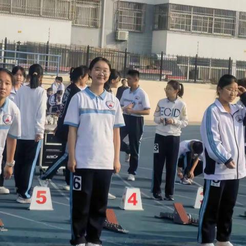 莒县一中运动会         2023级12班掠影