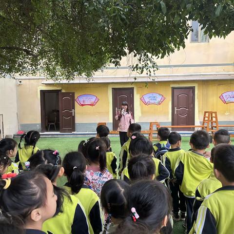 学习雷锋好榜样——北海市铁山港区第六幼儿园学雷锋德育活动