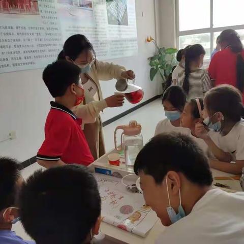 能工巧匠小药农  本草馨香溢校园——西城小学中医药文化进校园