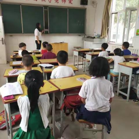 白脑包幼儿园幼小衔接参观小学