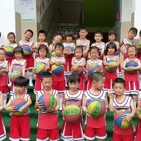 码头铺镇中心幼儿园六．一儿童节