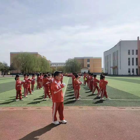 展我风采，美我校园——达旗第七小学一年级广播体操比赛