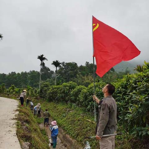 冬修水利正当时 清淤拓宽惠民生