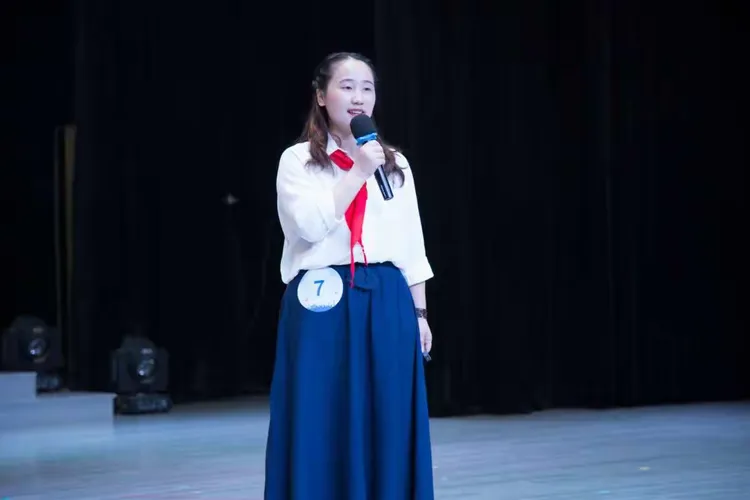 成长，在你的怀抱——星韵学校少先队开展活动