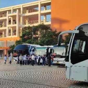 定安中学八（七）班研学旅行