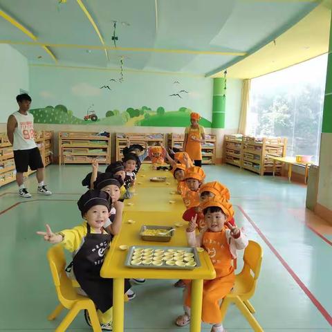 欧莱特金星幼儿园小兔一班烘焙课圆满完成🐽🐽🐽