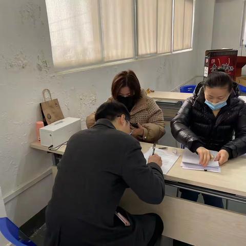 江岸支行开展“兔年限量礼 华夏嘉年华”个人客户主题营销活动（副本）
