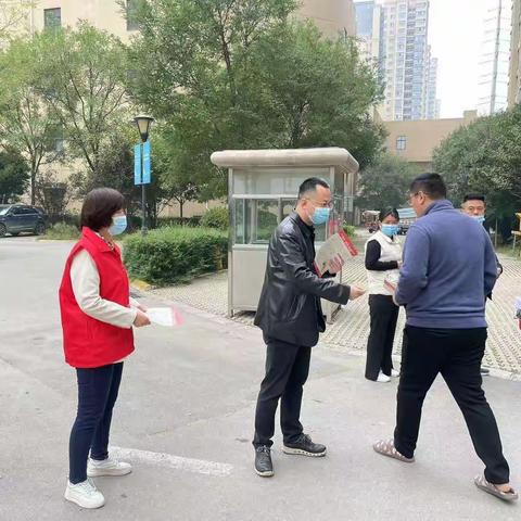 王寺街道在国际减灾日进行防灾减灾宣传
