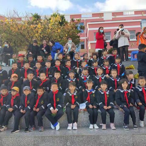 民主小学2021年二年级81班运动会剪辑