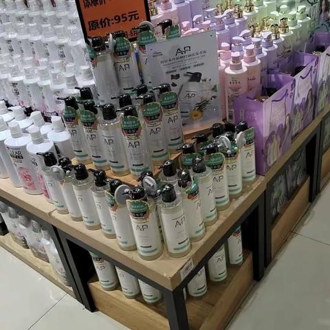 江夏中百广场干性陈列图片