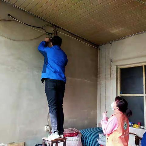 学雷锋  树新风  志愿服务暖人心