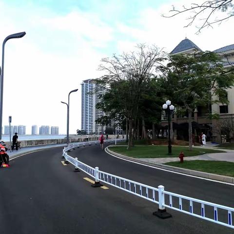 橙子海南行（14）《在旅途中自已包饺子》