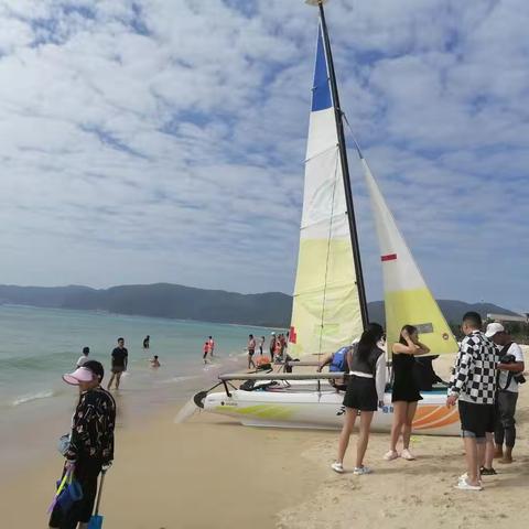 海南岛三亚海滩遊览