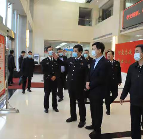 宝鸡市市长惠进才深入市区公安机关调研指导教育整顿工作