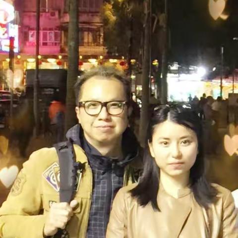 由我們第一次拍照留念.........這一刻開始我倆走過的足跡👫💑👨‍👩‍👧