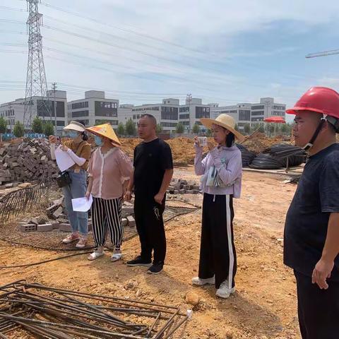 抓项目、稳投资 全面加快投资项目建设