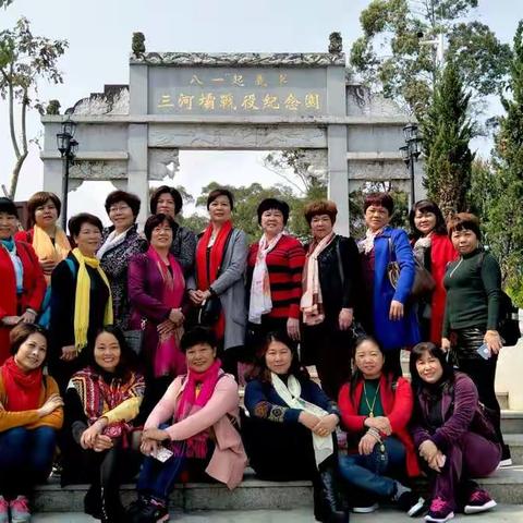 祝女神们节日快乐！