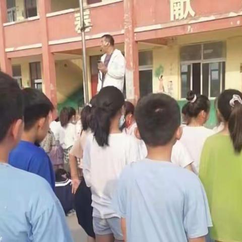 扬帆青春梦想 学习同伴榜样 ——木兰小学表彰大会