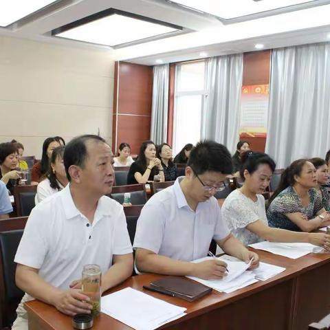 碑林进校举行2018—2019学年第二学期期末工作总结会