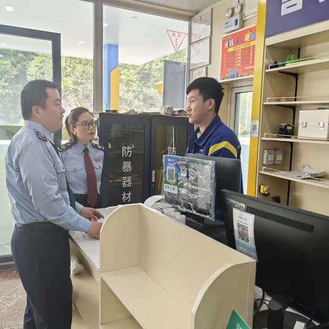 税收宣传进企业 贴心服务零距离