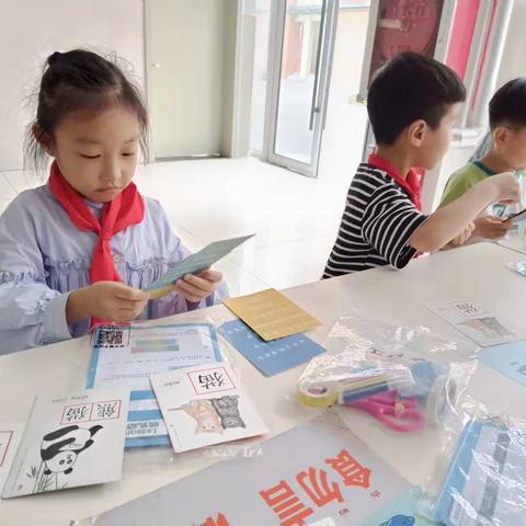 5.26镜泊路小学一年级STEM主题课程《哺乳动物》剪影