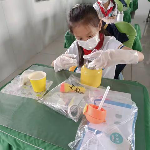 6.7金龙湖小学二年级STEM主题课程《钢筋混凝土》剪影