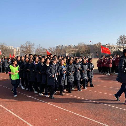 使命担当，百炼成钢——平顶山市一中2019级高二举行冬季会操比赛