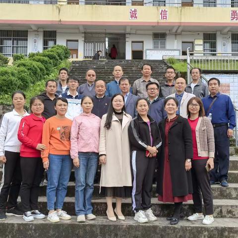 保桓中学携手安太中学开展“骨干教师同课异构”教学交流活动，——2022年5月13日