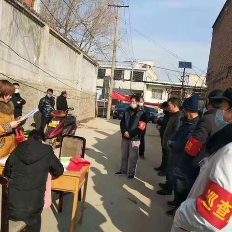 我们万众一心，众志成城，守护家园