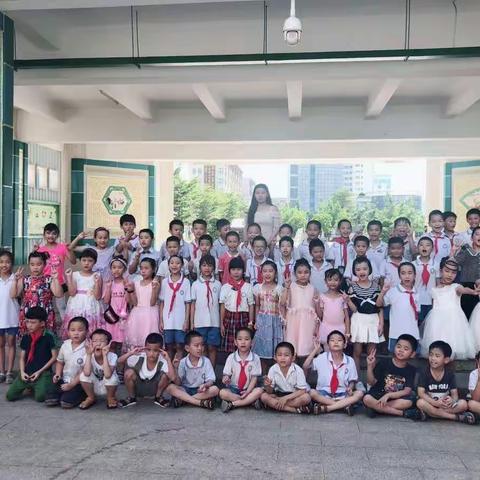 快乐童心，畅想六一，二（3）庆六一