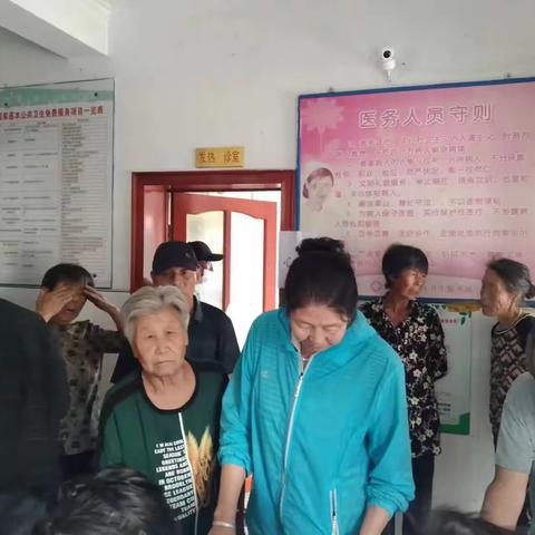 罕伯岱村开展“世界艾滋病日”主题宣传活动