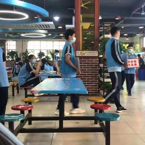 22智能楼宇3+2班食堂志愿