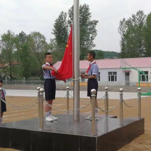 河西镇光义矿学校新校区首届运动会