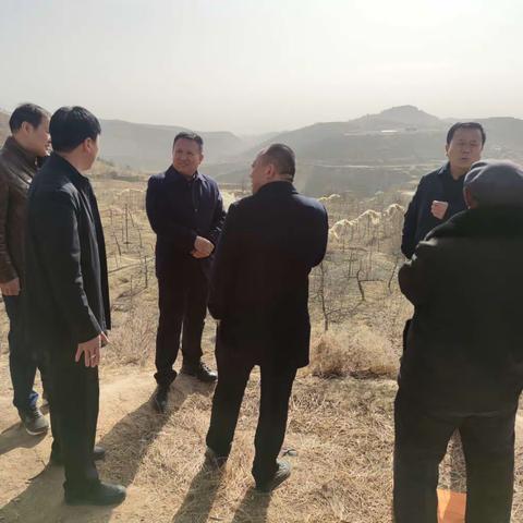 县人大常委会主任刘建忠到张渠便民服务中心调研