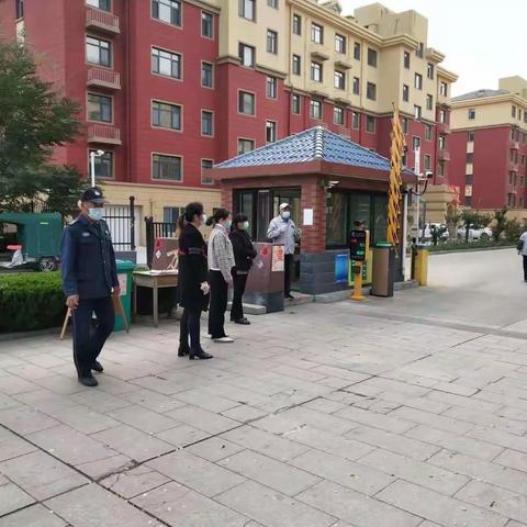 防疫消毒落实处，领导检查促提升