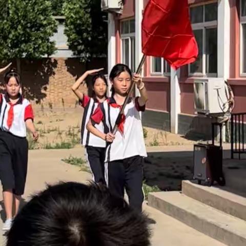 喜迎二十大，争做好队员--西撒小学入队仪式圆满成功