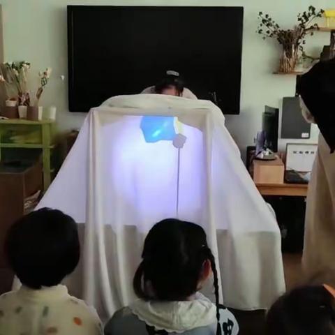 我的家乡之“海洋灯光秀场”，——我想变出彩色光